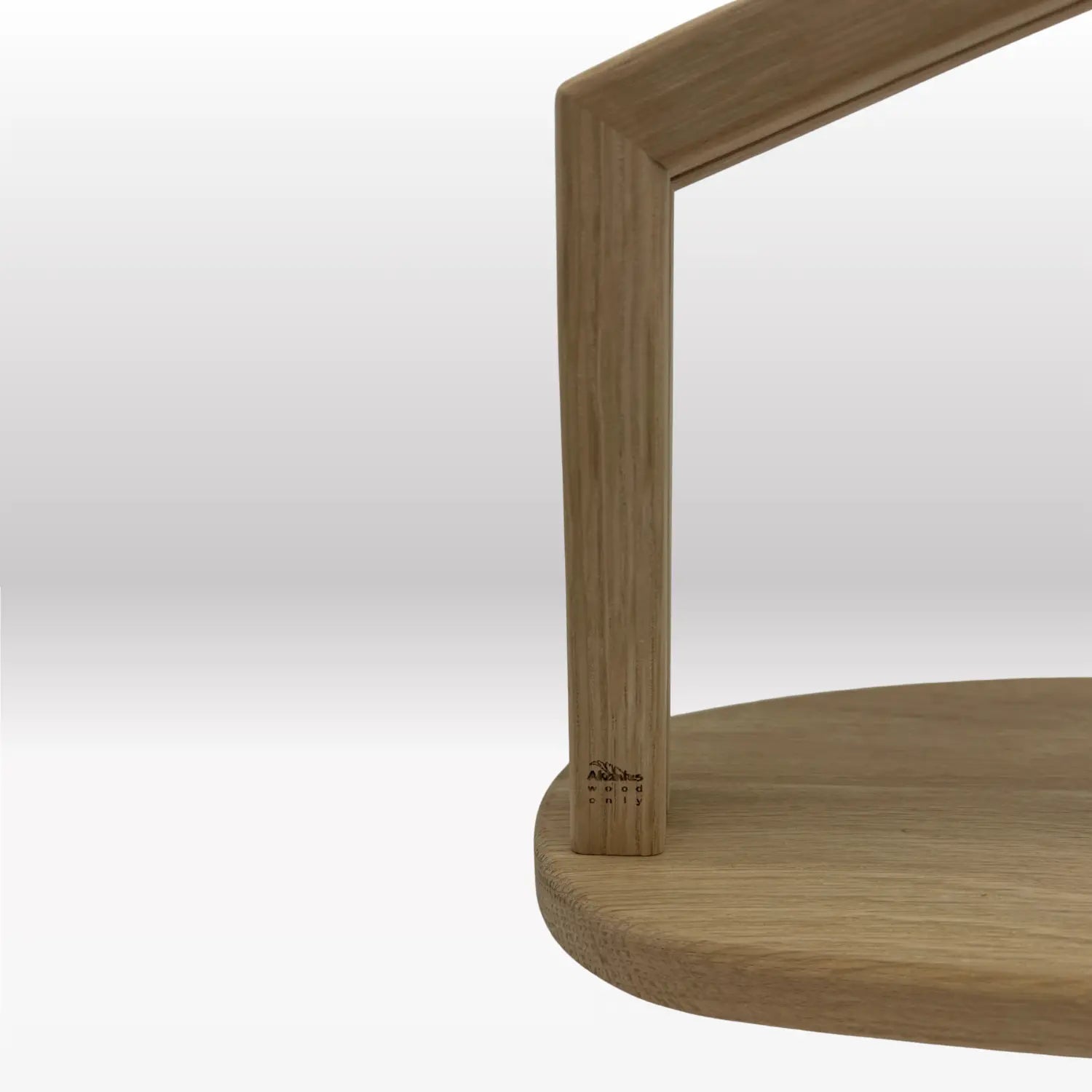 Krippenstall: "Akantus Design" Eiche