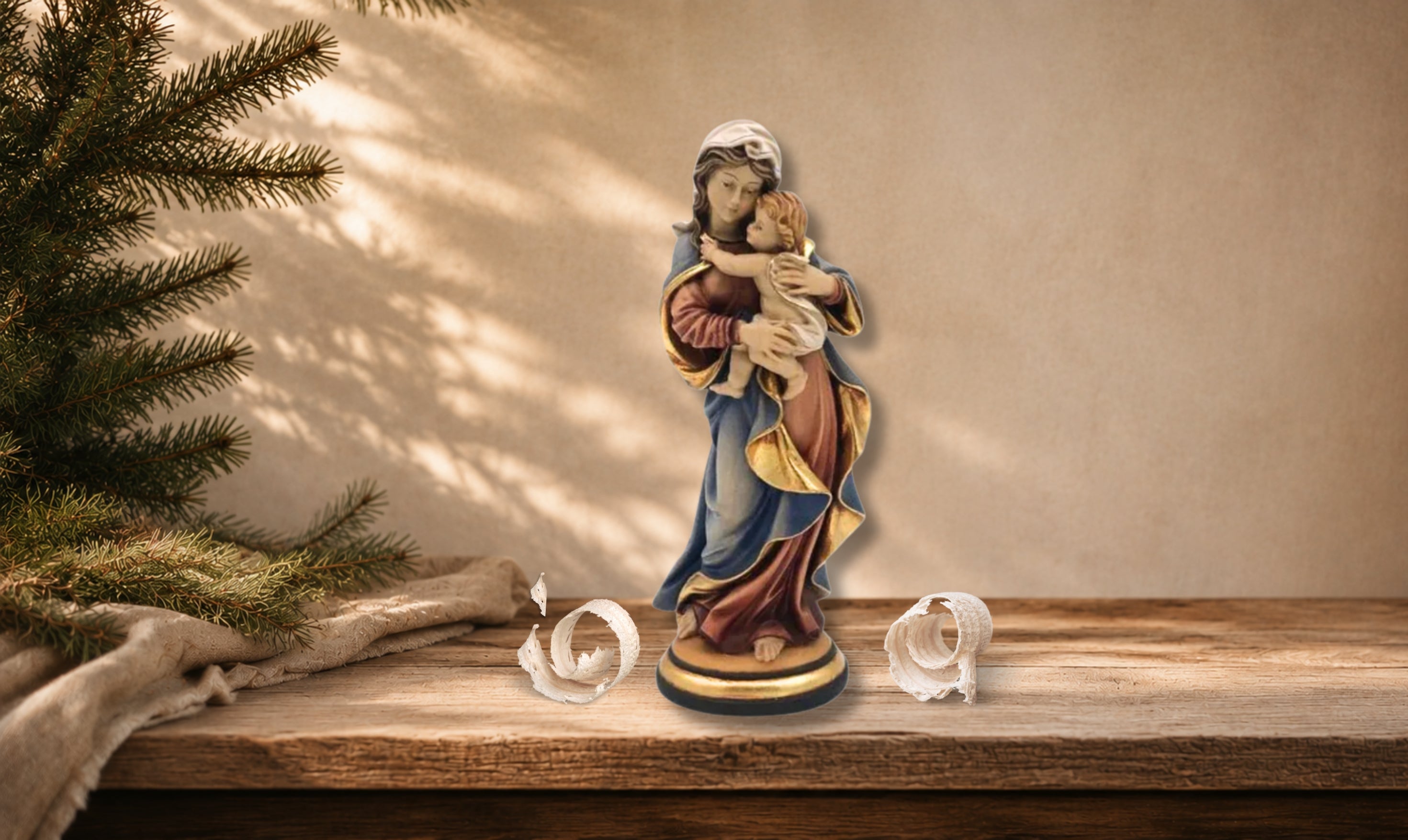 Warum trugen Madonna-Figuren über Jahrhunderte immer denselben Blauton - und woher kam die Farbe?