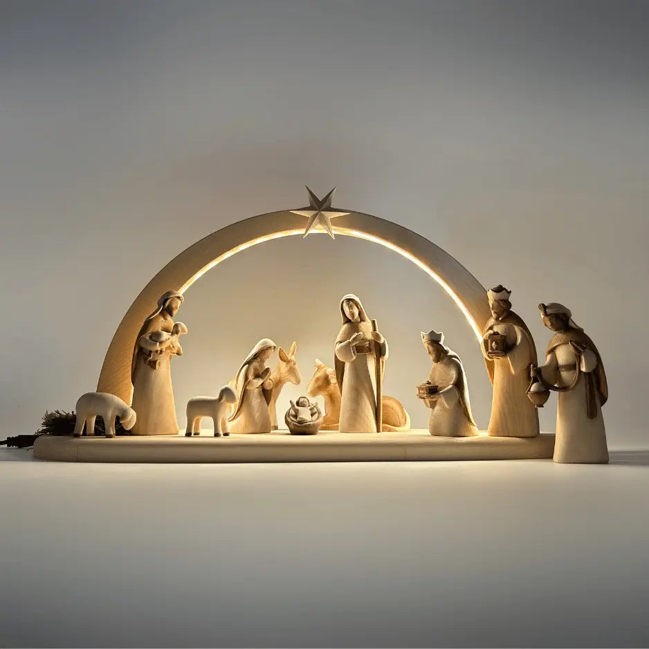 Krippenfiguren Set (11 Figuren) von Akantus bemalt mit Stall "Sternenschein" natur