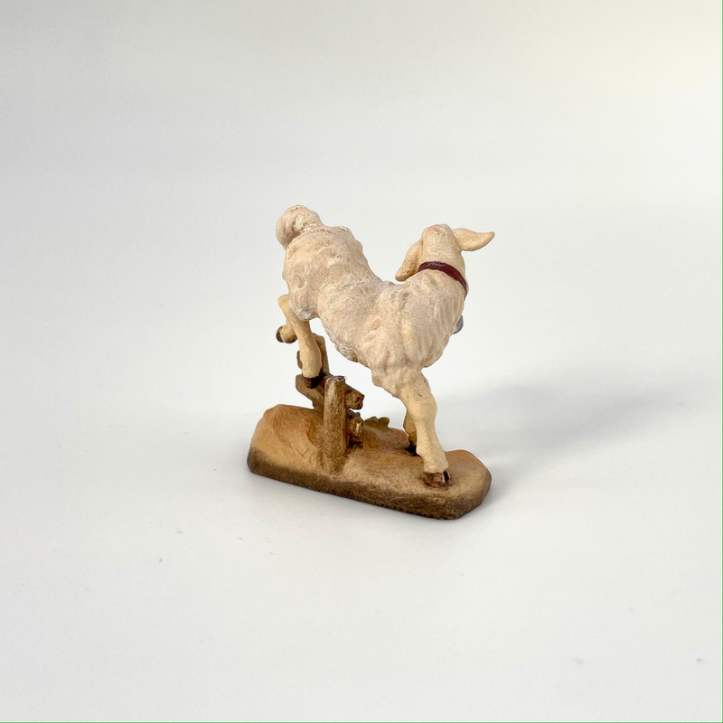 Lamm springend Krippenfigur von Kostner